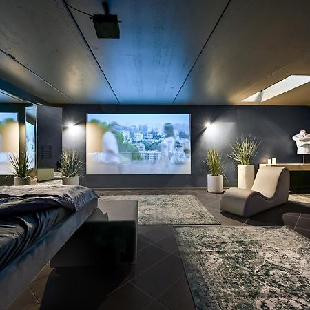 Jacuzzi Cinema Loft Apartment Kaunas Exterior photo